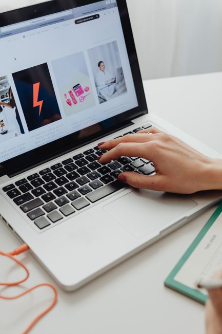 12 Best AI Tools for Automating Facebook Ad Campaigns in 2024: Practical Playbook with Real Examples