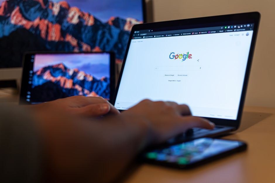 AI Content Curation Tools vs. Human Editors: Which Is Right for Your Website?: Practical Playbook with Real Examples