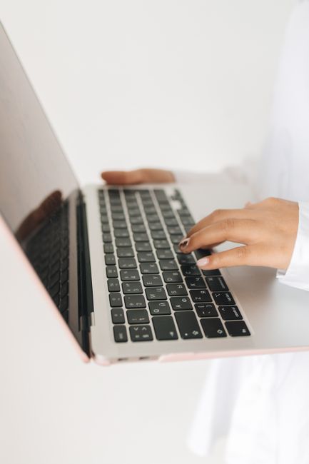 AI Graphics Generators vs. Viral Marketing Platforms: Which Drives More Engagement?: Practical Playbook with Real Exampl