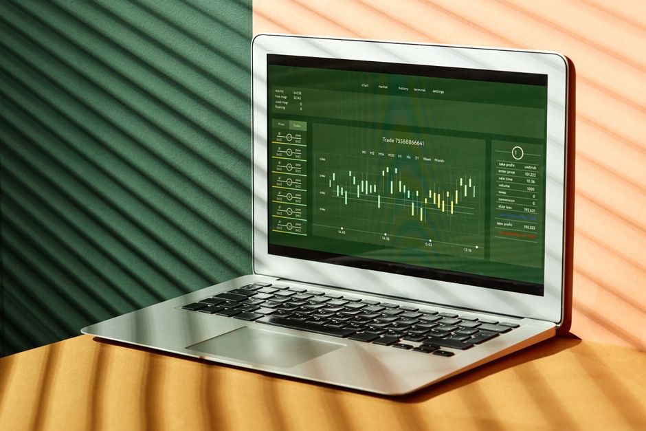 How to Use AI to Automate Competitive Analysis for Viral Marketing Campaigns: Practical Playbook with Real Examples