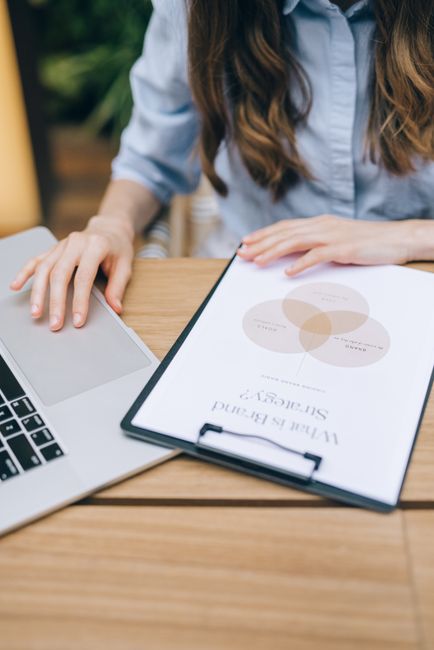 How to Use AI to Schedule and Automate SEO Content Updates for Local Businesses: Practical Playbook with Real Examples